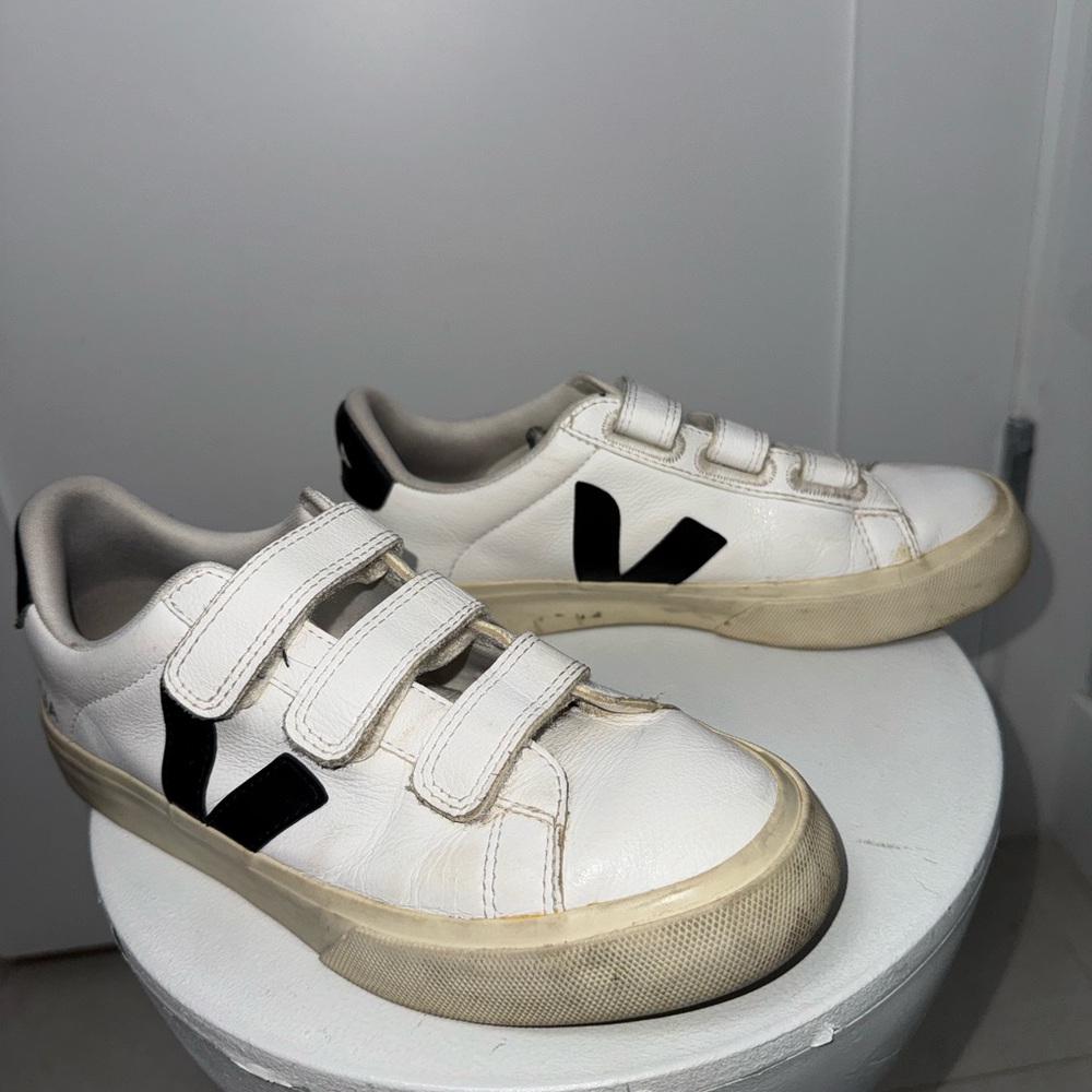 Veja Recife Logo Sneaker Women’s/Size 7 - Picture 6 of 9